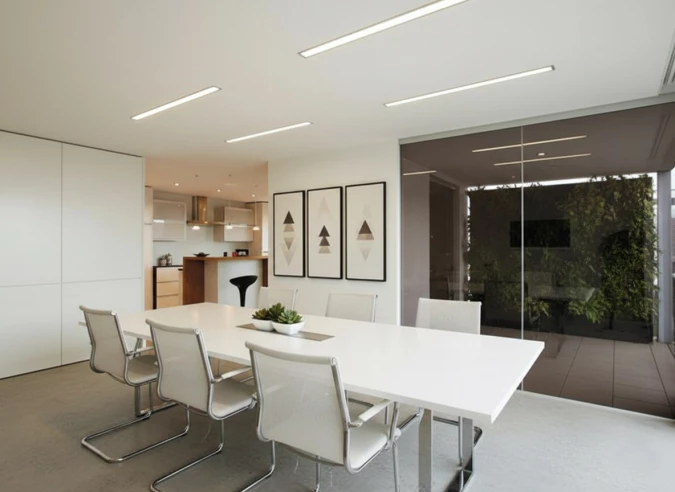 Натяжные потолки в офис